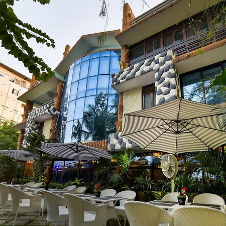 Oyo Cafe Garden Villa باتنا المظهر الخارجي الصورة
